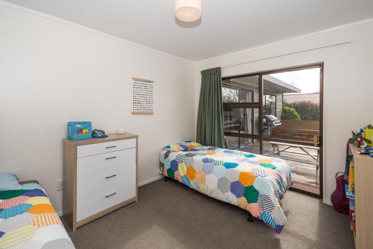 Photo of property in 19 Valley Road, Pukekohe, 2120