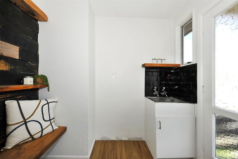 Photo of property in 4/25 Vienna Street, Waltham, Christchurch, 8023