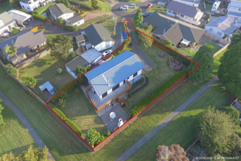 Photo of property in 5 Vela Place, Clarks Beach, 2122