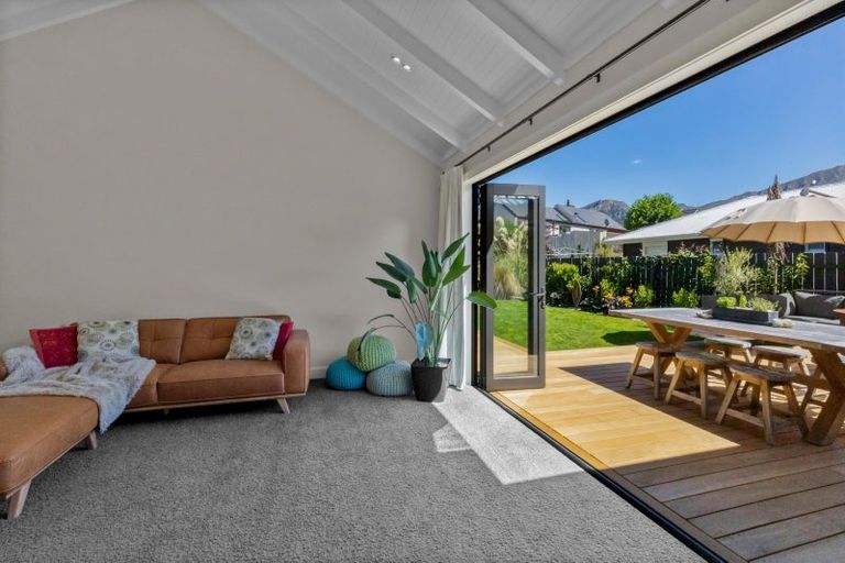 Photo of property in 48 Norfolk Street, Arrowtown, 9302