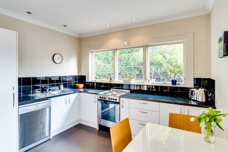 Photo of property in 126a Shakespeare Road, Bluff Hill, Napier, 4110