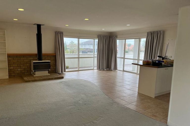 Photo of property in 751 Chapel Road, Dannemora, Auckland, 2016