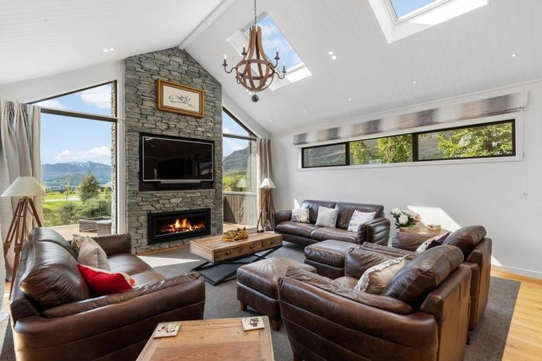 Photo of property in 12 Orford Drive, Jacks Point, Queenstown, 9371
