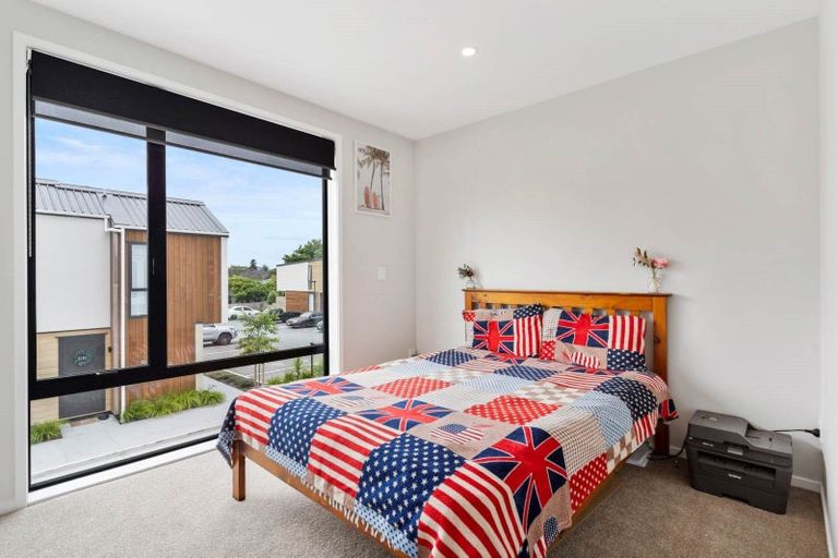 Photo of property in 2/5 Parson Lane, Papatoetoe, Auckland, 2025