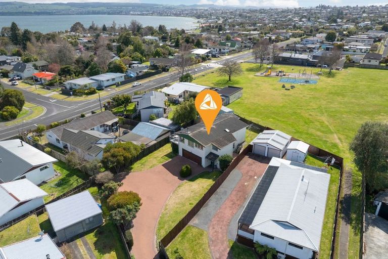 Photo of property in 8 Green Place, Richmond Heights, Taupo, 3330