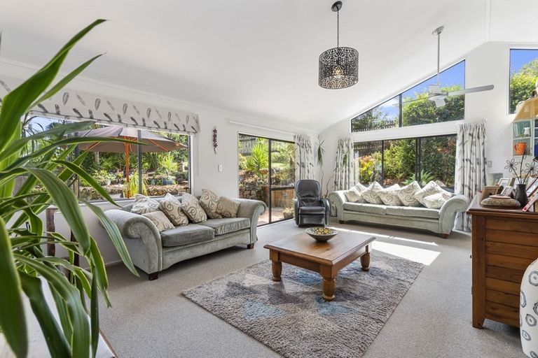 Photo of property in 1 Garden Court, Haruru, 0204