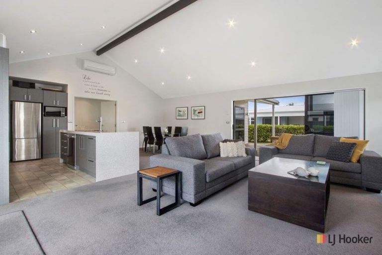 Photo of property in 23 Surfers Avenue, Waihi Beach, 3611