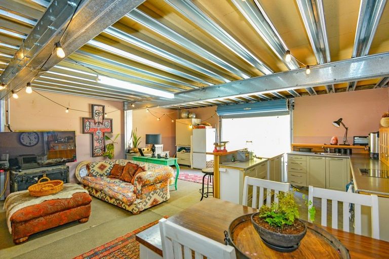 Photo of property in 437 Ellis Wallace Road, Eskdale, Napier, 4182