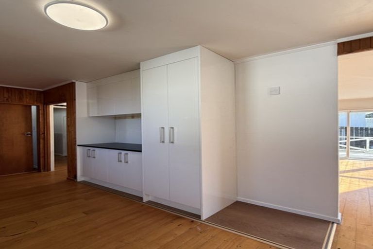 Photo of property in 93 Fairview Avenue, Fairview Heights, Auckland, 0632