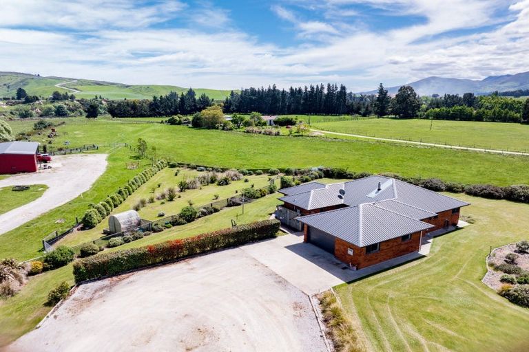 Photo of property in 425 Grange Hill Road, Makareao, Palmerston, 9483