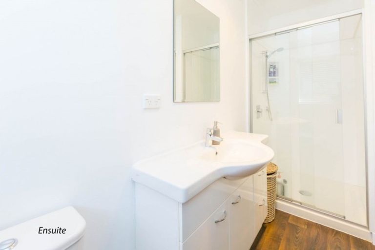 Photo of property in 21 Sunstone Crescent, Brown Owl, Upper Hutt, 5018