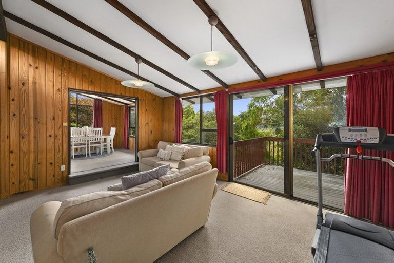 Photo of property in 9 Hobbit Lane, Pinehaven, Upper Hutt, 5371
