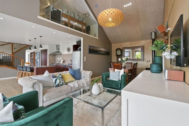 Photo of property in 243 Clevedon Kawakawa Road, Clevedon, Papakura, 2585