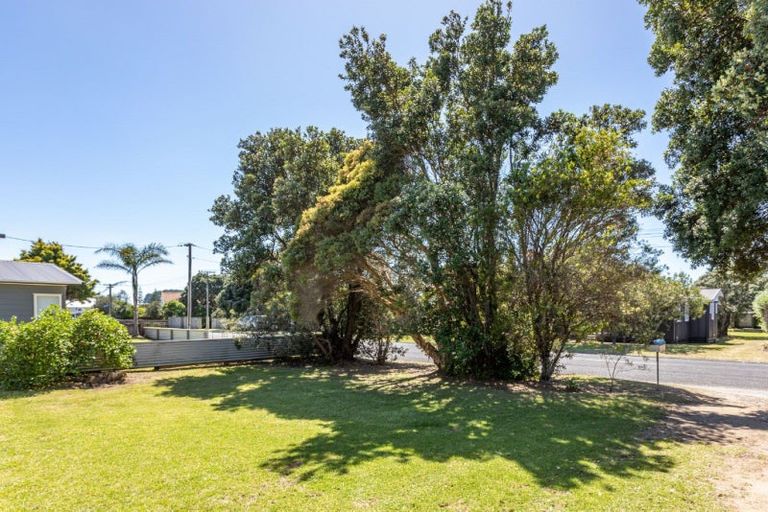 Photo of property in 117 Rangi Avenue, Whangamata, 3620