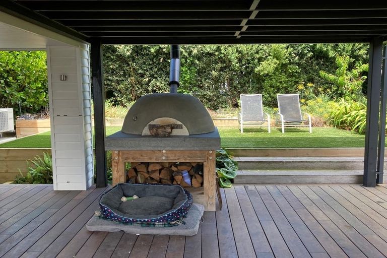 Photo of property in 6 Dunkeld Lane, Redcliffs, Christchurch, 8081