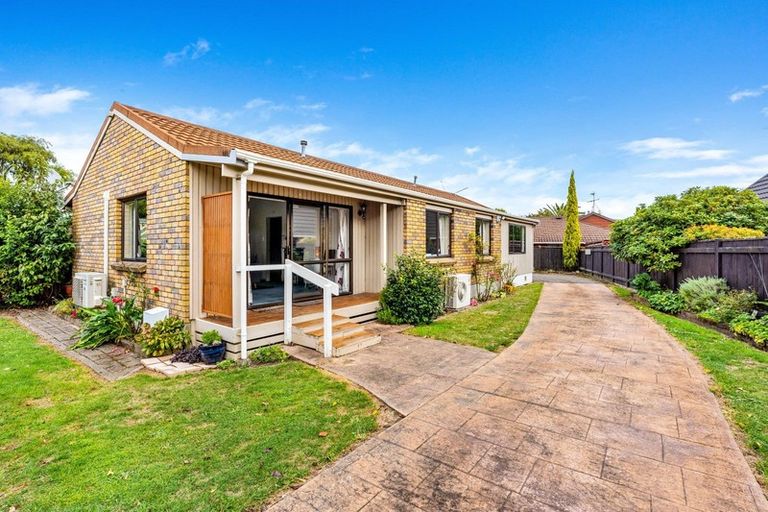 Photo of property in 65 Gibbons Street, Ebdentown, Upper Hutt, 5018