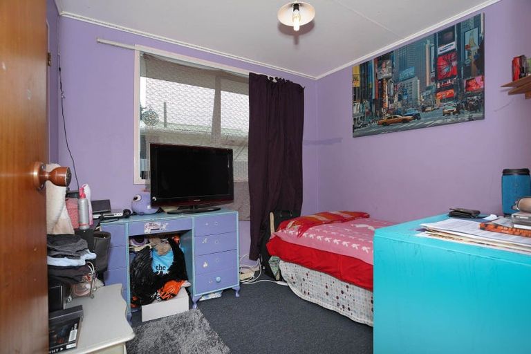 Photo of property in 19 Alexandra Street, Marton, 4710