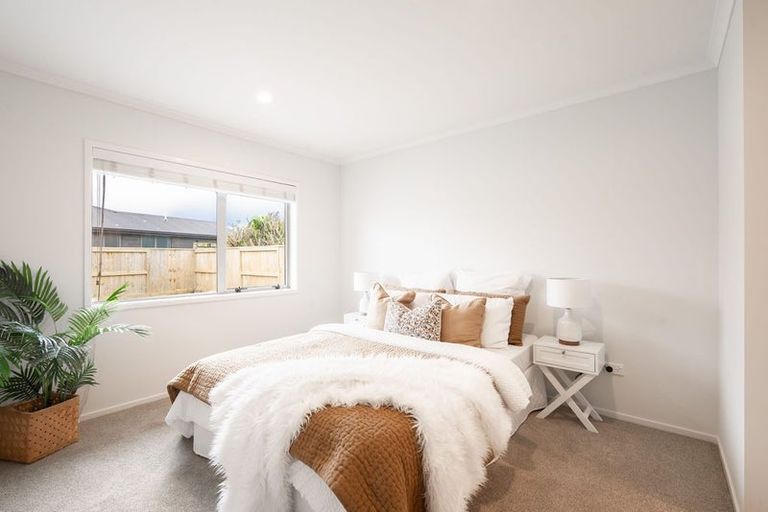 Photo of property in 100 Puhirake Crescent, Pyes Pa, Tauranga, 3112