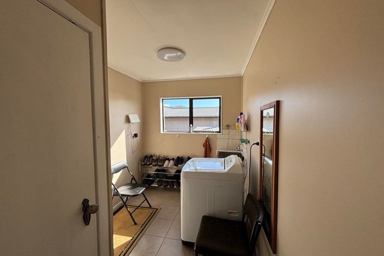 Photo of property in 272 Dowse Drive, Maungaraki, Lower Hutt, 5010