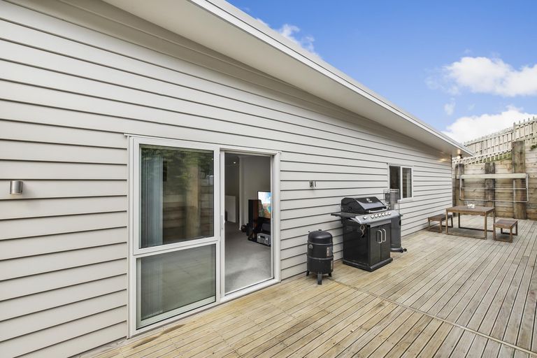 Photo of property in 43 Cape Vista Crescent, Pukekohe, 2120