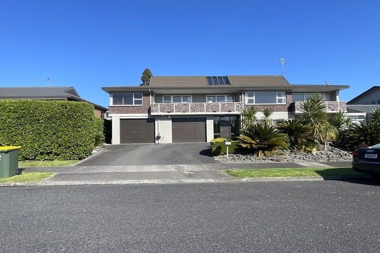 Photo of property in 13 Wilfred Street, St Andrews, Hamilton, 3200