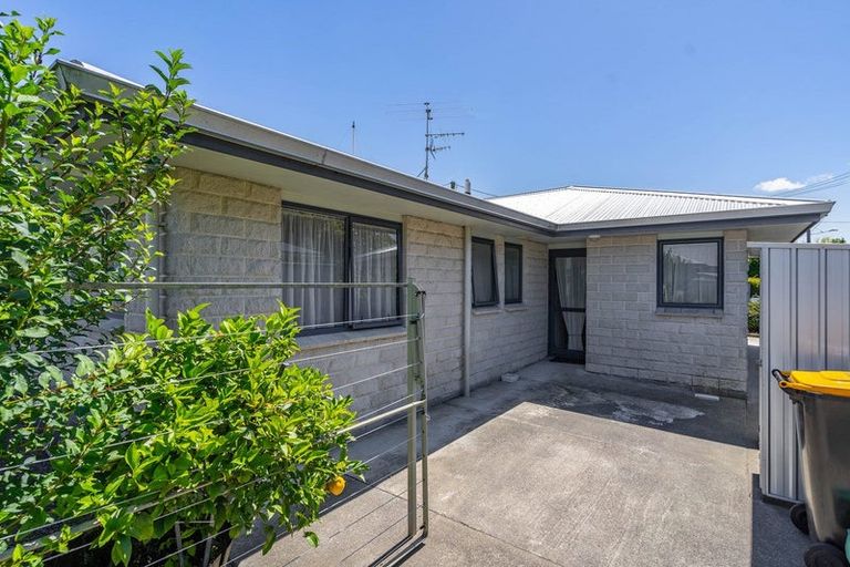 Photo of property in 16 Mckenna Street, Masterton, 5810