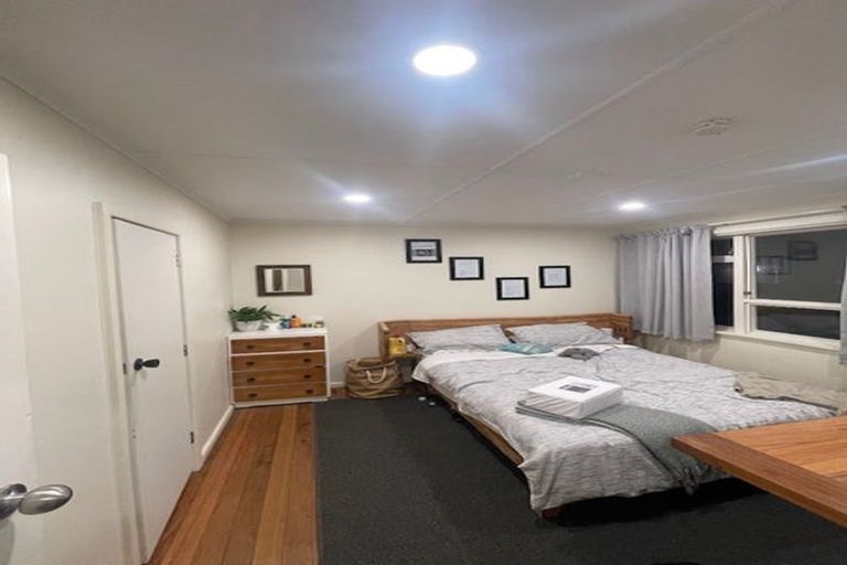 Photo of property in 23 Camden Street, Redwood, Christchurch, 8051
