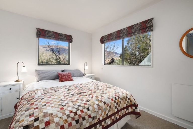 Photo of property in 4/36 Tenby Street, Wanaka, 9305