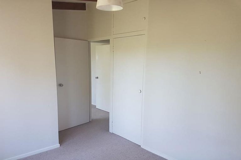 Photo of property in 213 Titirangi Road, Titirangi, Auckland, 0604