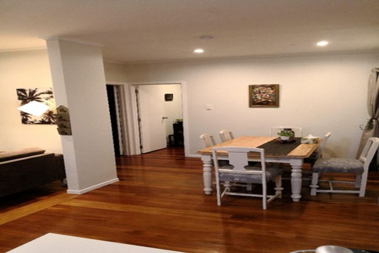 Photo of property in 1/134 Nile Road, Milford, Auckland, 0620