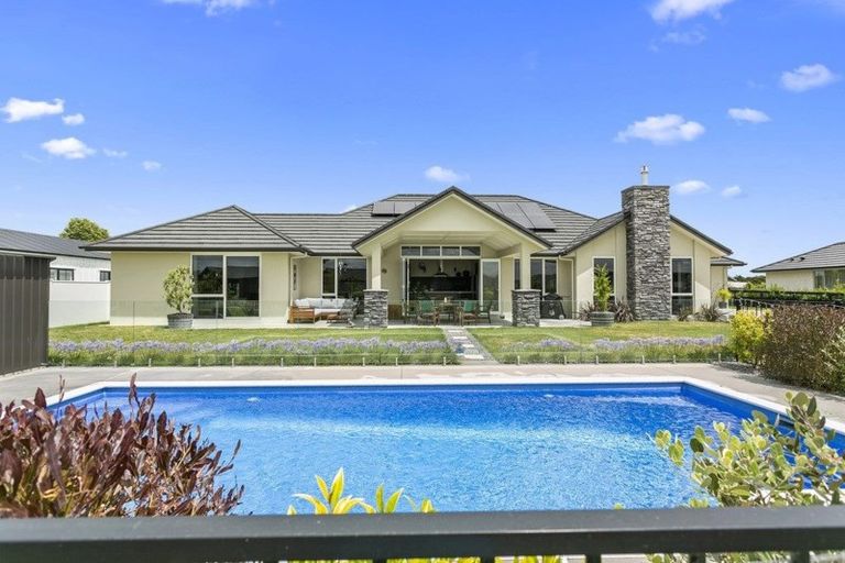 Photo of property in 13 Alan Livingston Drive, Cambridge, 3434