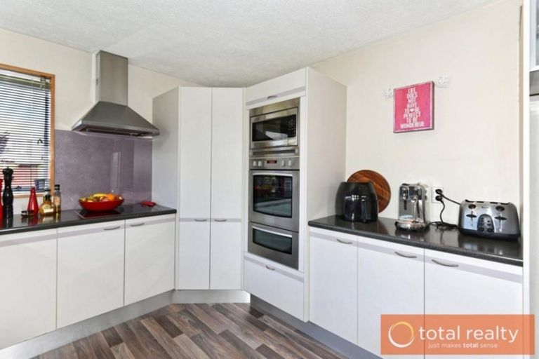 Photo of property in 22 Westlake Drive, Halswell, Christchurch, 8025