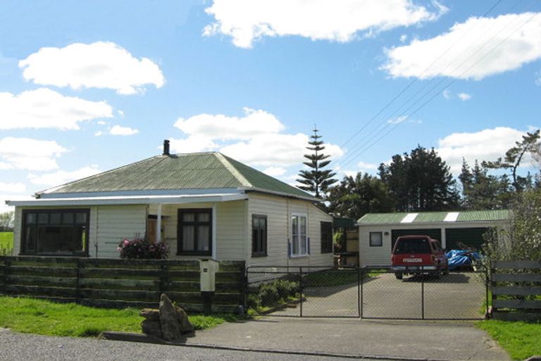 Photo of property in 44 Flower Street, Bulls, 4818