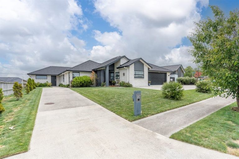 Photo of property in 16 Kapua Crescent, Rototuna North, Hamilton, 3210