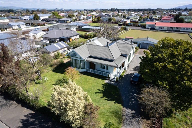Photo of property in 36 Swinburn Street, Dannevirke, 4930