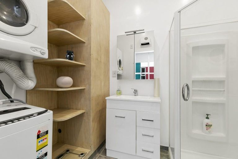 Photo of property in Edward Street Apartments, 18/3 Edward Street, Te Aro, Wellington, 6011