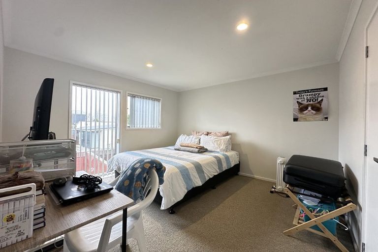 Photo of property in 5 Harvard Street, Hobsonville, Auckland, 0616