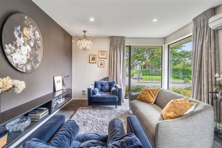 Photo of property in 17 Parkside Crescent, Northwood, Christchurch, 8051