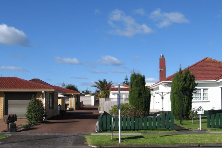 Photo of property in 4/71 Coronation Road, Papatoetoe, Auckland, 2025