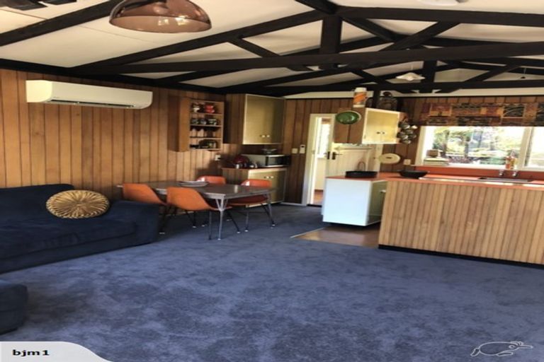 Photo of property in 41 Lake View Terrace, Moana, 7875