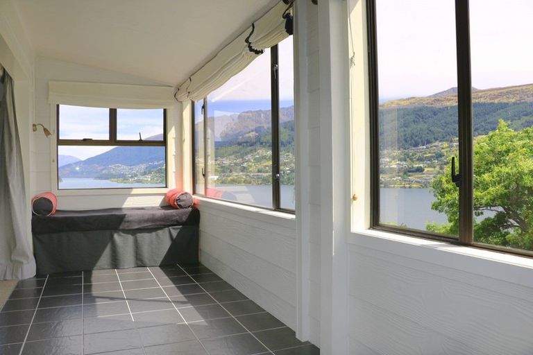 Photo of property in 242 Peninsula Road, Kawarau Falls, Queenstown, 9300