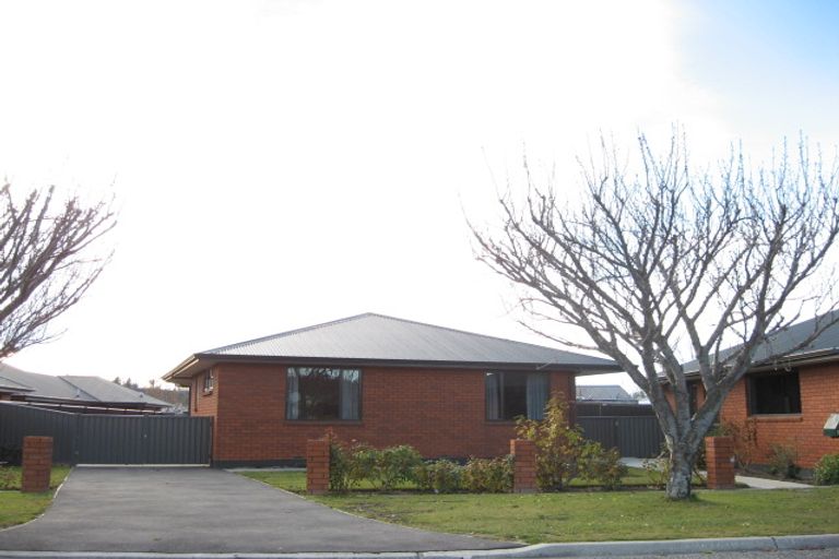Photo of property in 21 Ashworth Street, Alexandra, 9320