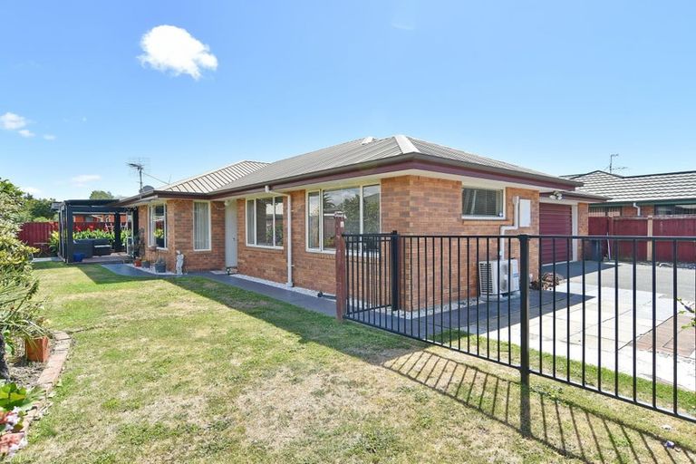 Photo of property in 4 Daniela Lane, Linwood, Christchurch, 8062