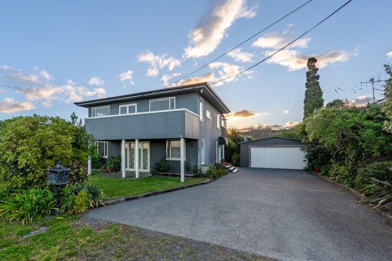 Photo of property in 14 Le Quesne Road, Bay View, Napier, 4104