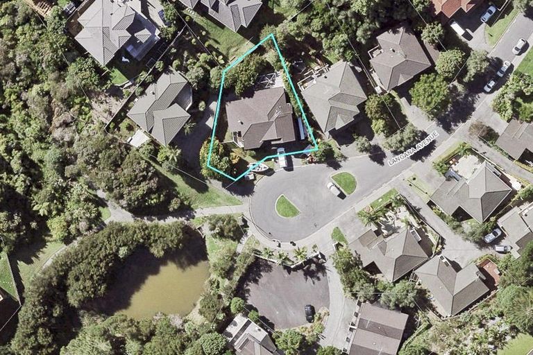 Photo of property in 24 Langana Avenue, Browns Bay, Auckland, 0630