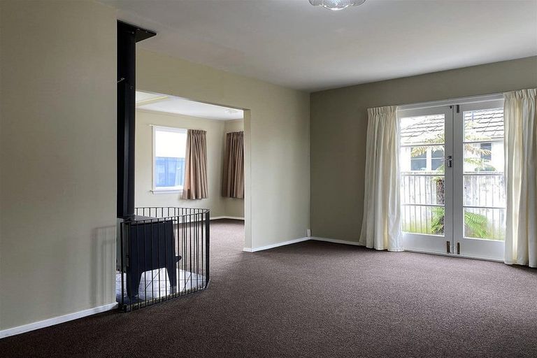 Photo of property in 19 Fenhall Street, Russley, Christchurch, 8042