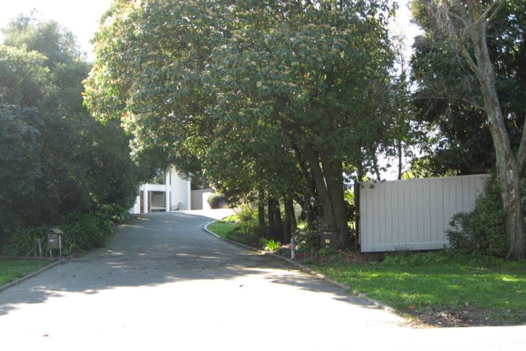 Photo of property in 51a Dyers Pass Road, Cashmere, Christchurch, 8022