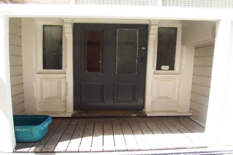 Photo of property in 73 Ellice Street, Mount Victoria, Wellington, 6011