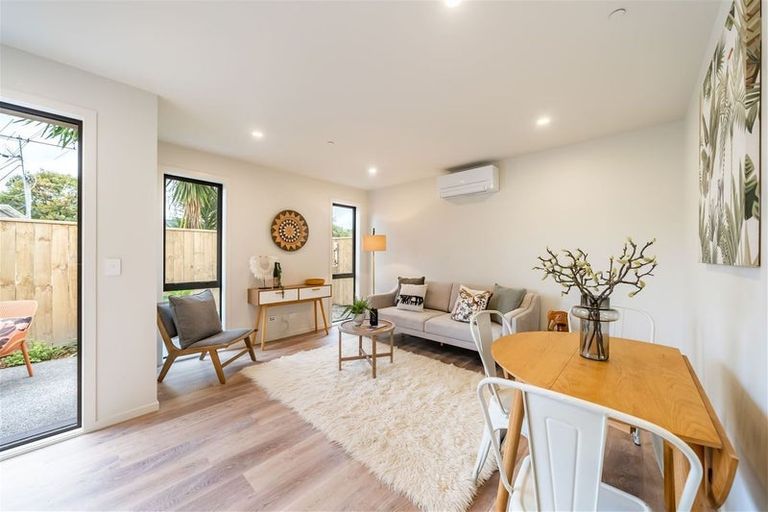 Photo of property in 5/6 Exchange Street, Ebdentown, Upper Hutt, 5018