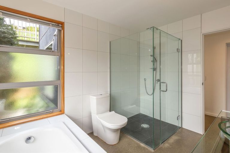 Photo of property in 19a Brenchley Road, Lyttelton, 8082